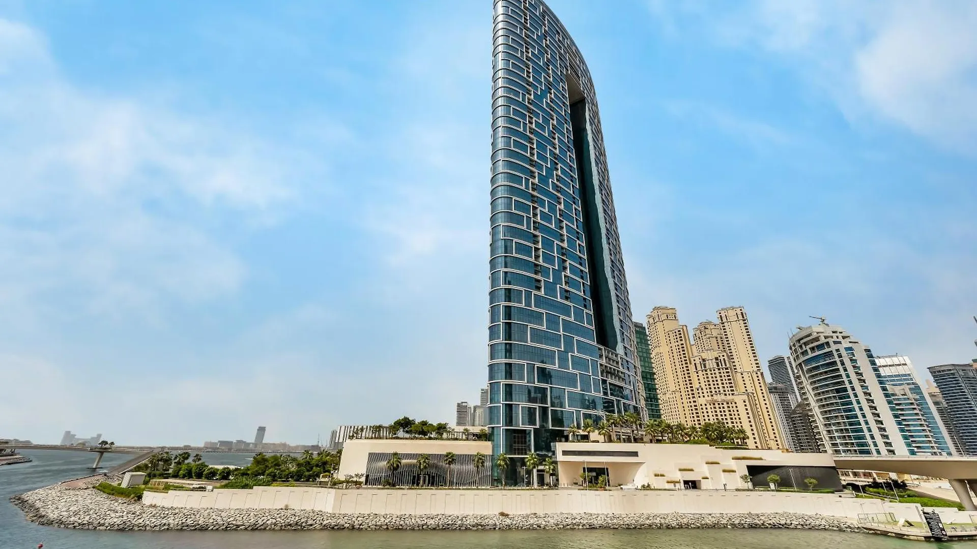 Luxurious 1Bhk Apartments With Marina Waterfront & Dubai Eye Views Near Jbr, Marina