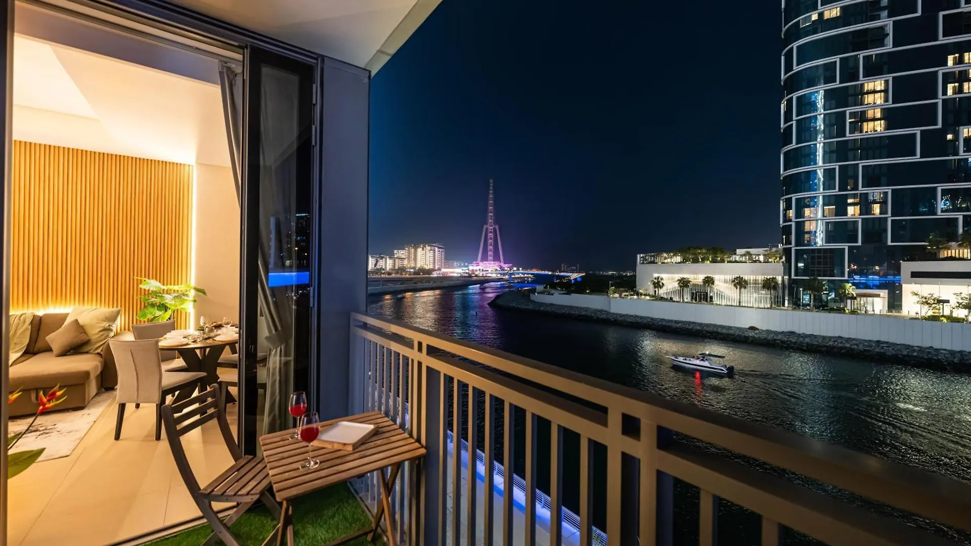 Luxurious 1Bhk Apt With Marina Waterfront & Dubai Eye Views In Jbr, Marina Apartment