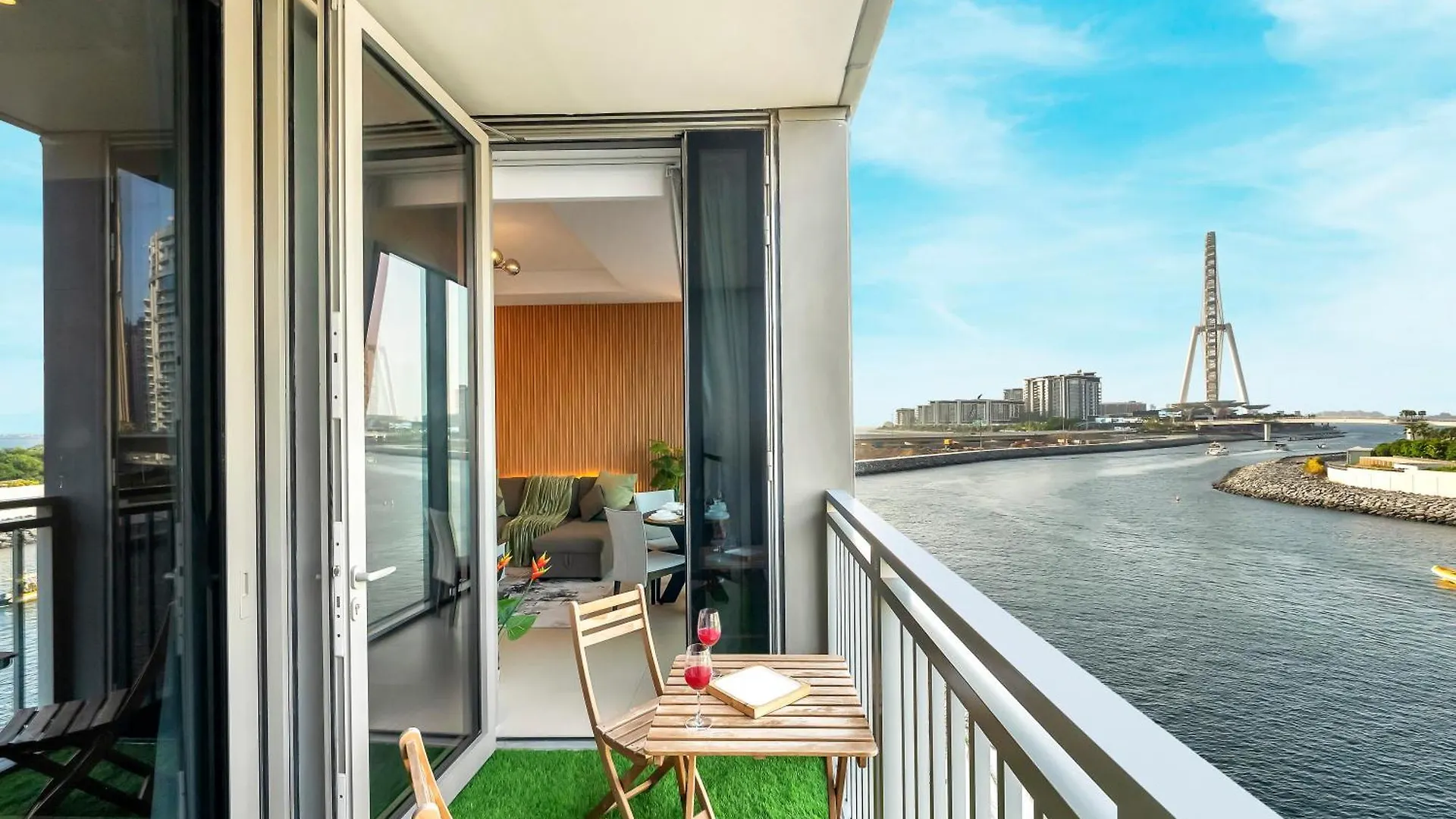 Luxurious 1Bhk Apt With Marina Waterfront & Dubai Eye Views In Jbr, Marina