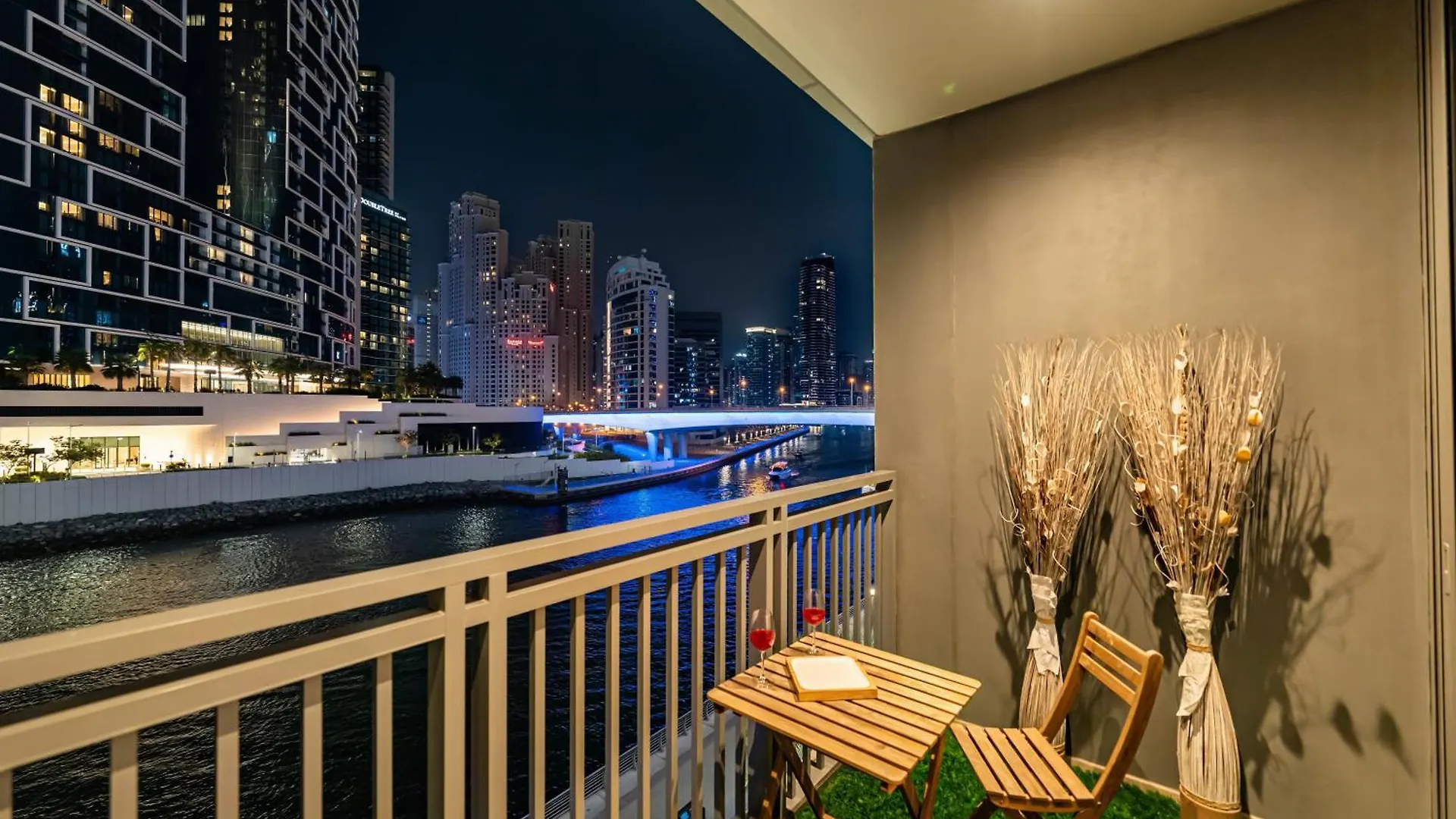 Luxurious 1Bhk Apt With Marina Waterfront & Dubai Eye Views In Jbr, Marina United Arab Emirates