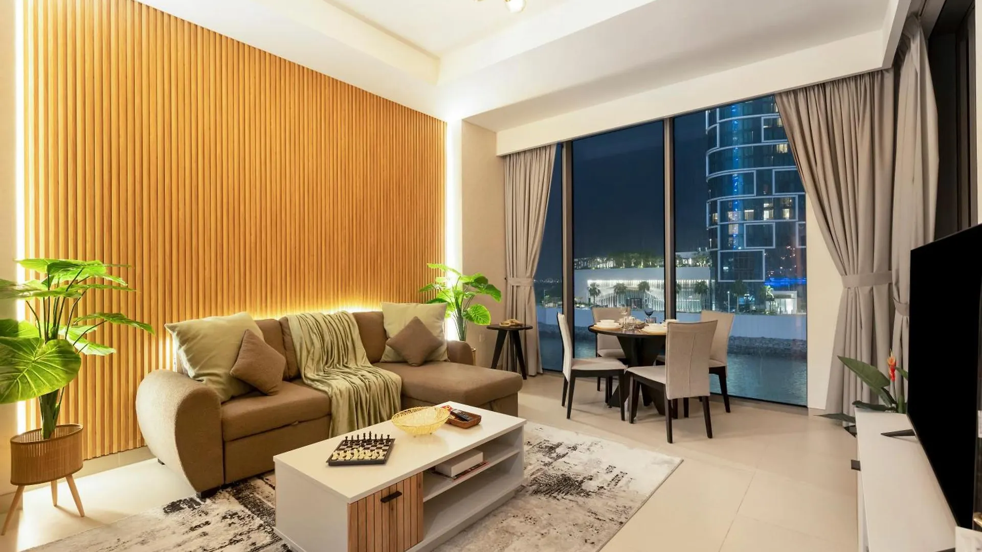 Luxurious 1Bhk Apt With Marina Waterfront & Dubai Eye Views In Jbr, Marina Apartment