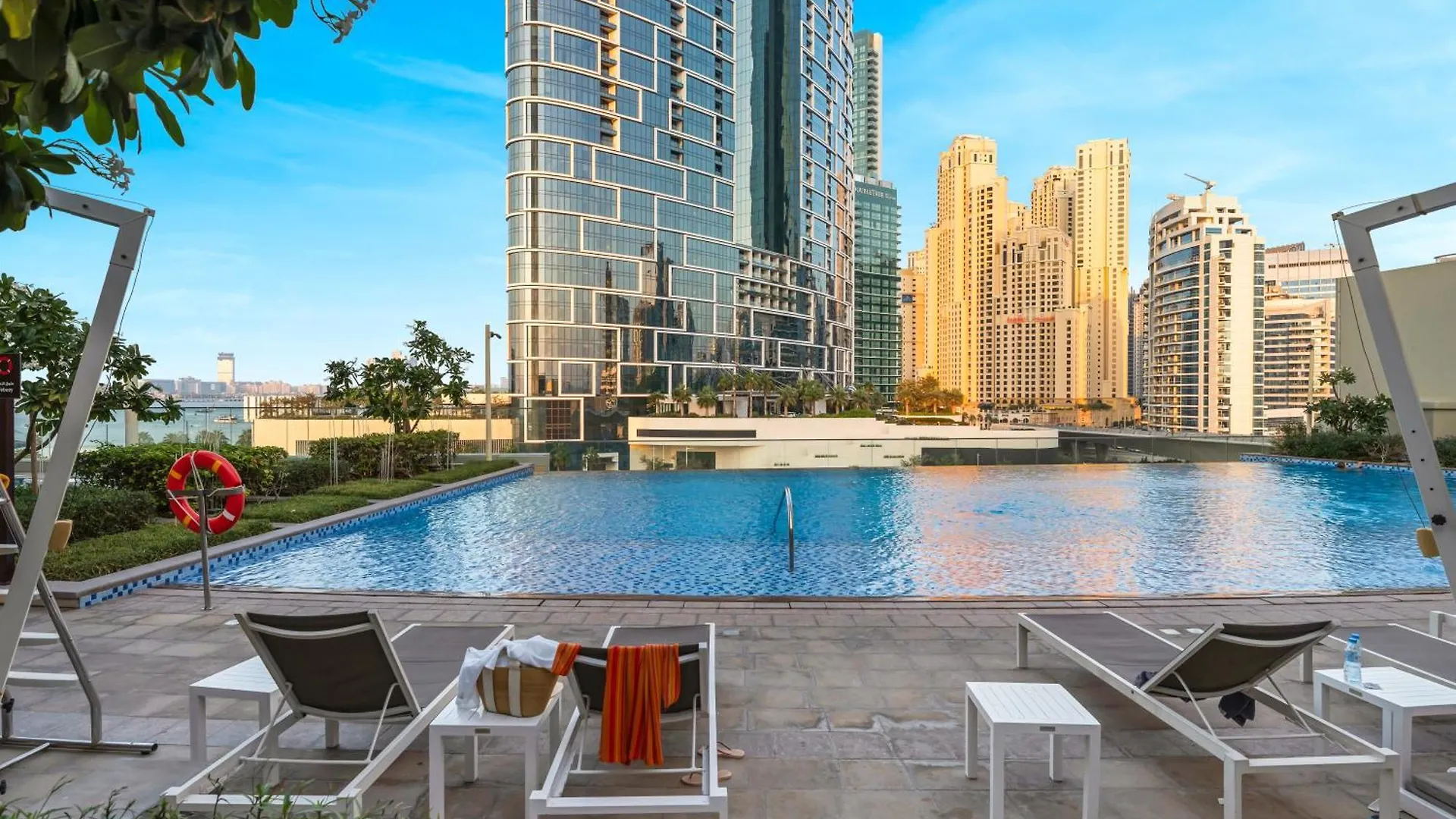 Luxurious 1Bhk Apt With Marina Waterfront & Dubai Eye Views In Jbr, Marina United Arab Emirates