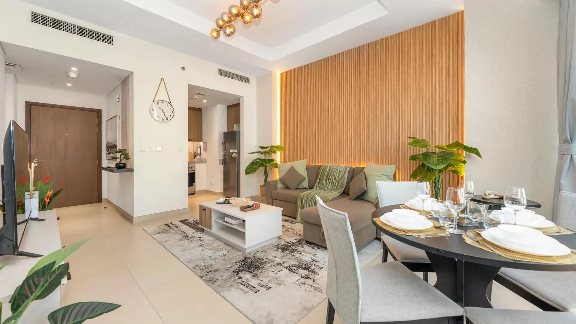 Luxurious 1Bhk Apt With Marina Waterfront & Dubai Eye Views In Jbr, Marina Apartment